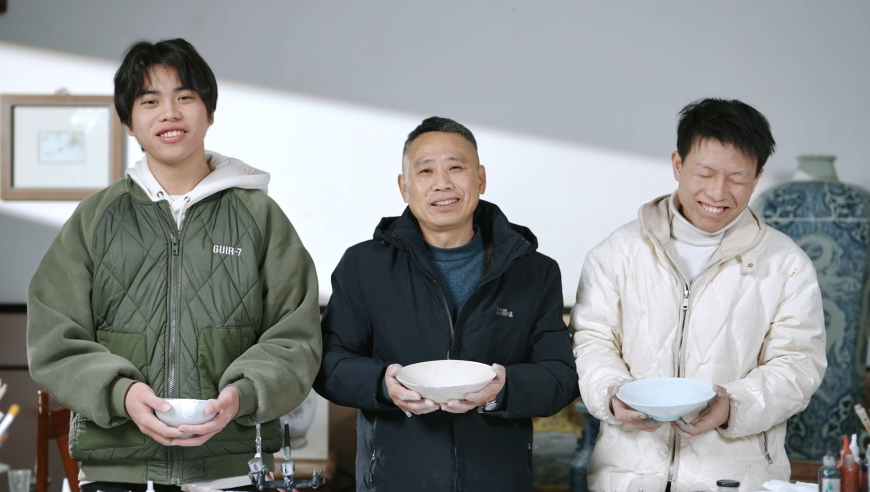65岁麦子阿姨爆改牡丹花神,澳门精准一肖一码资料,最新答案解释落实_黄金版V11.45